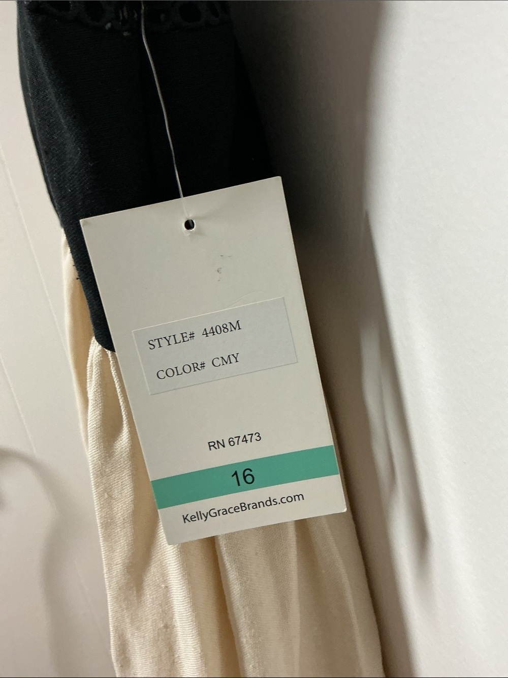 Taylor Dresses - Picture 4 of 5
